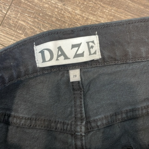 DAZE GO-GETTER HIGH RISE FLARE IN ALIBI - Picture 6 of 8